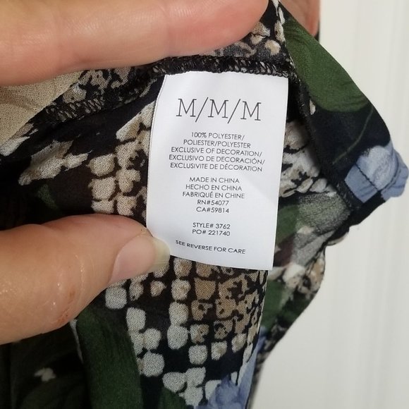 EUC CAbi Snake Charmer Blouse Size Medium - Picture 4 of 6